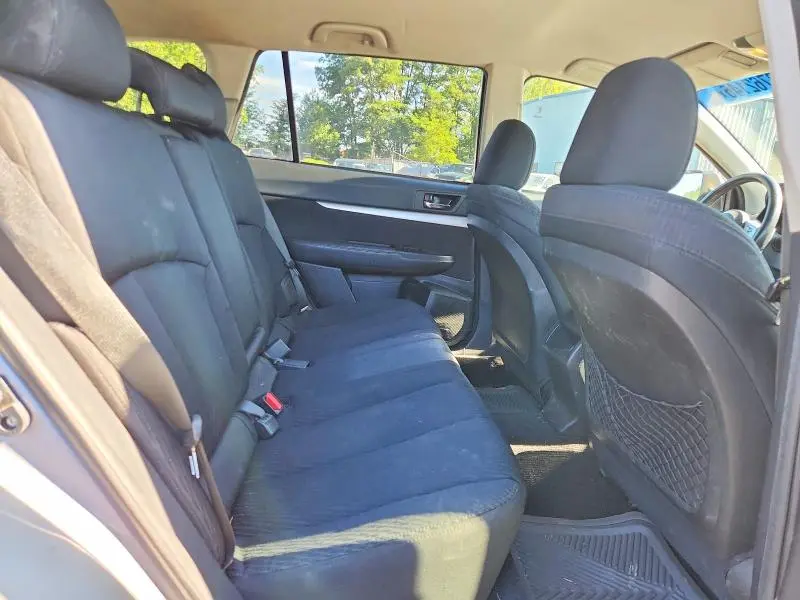 2010 SUBARU OUTBACK 2.5I PREMIUM  