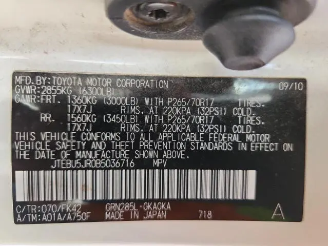 2011 TOYOTA 4RUNNER SR5  