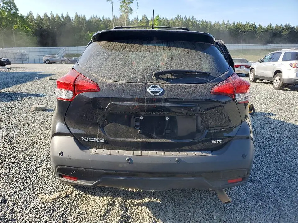 2020 NISSAN KICKS SR  