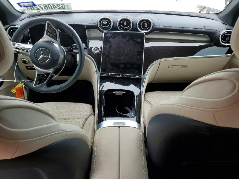 2023 MERCEDES-BENZ GLC   