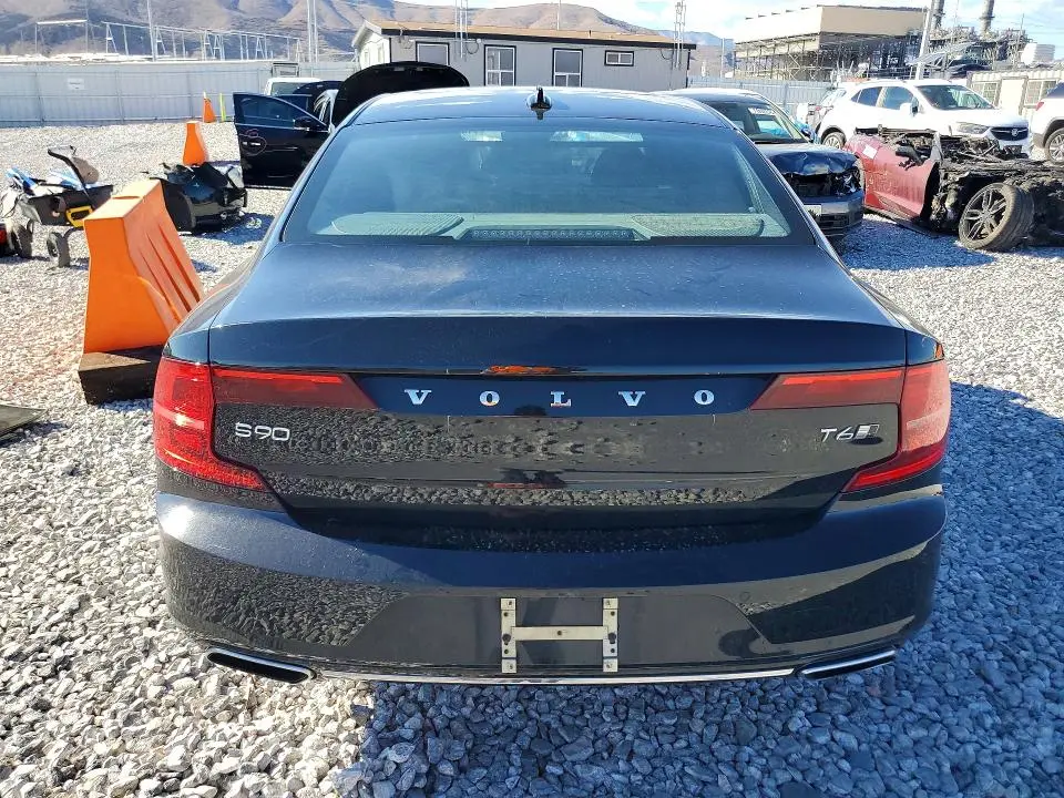 2018 VOLVO S90 T6 INSCRIPTION  