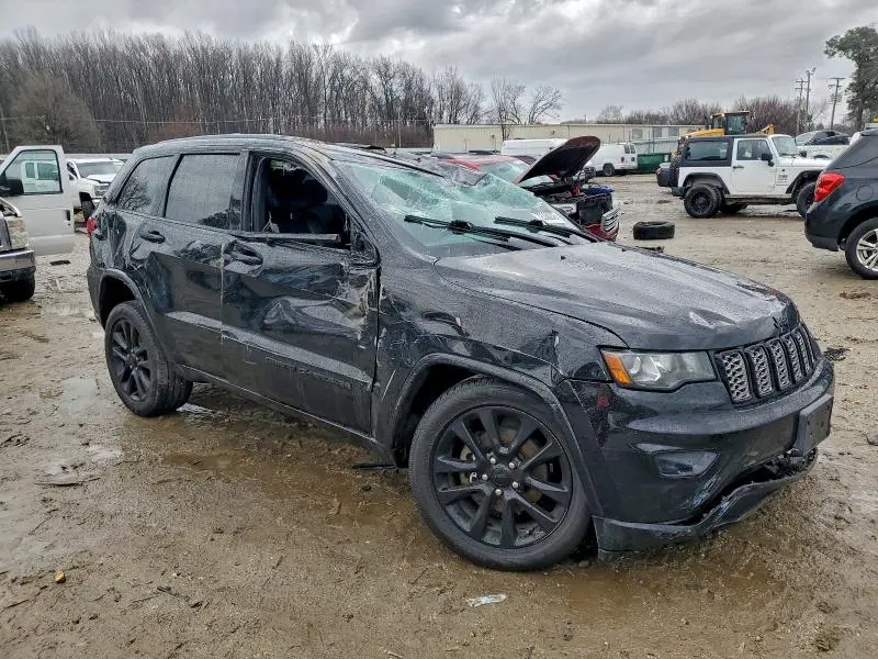 2017 JEEP GRAND CHEROKEE LAREDO  