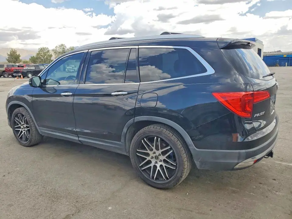 2016 HONDA PILOT TOURING  