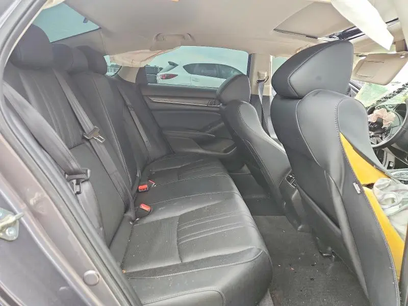 2018 HONDA ACCORD TOURING  