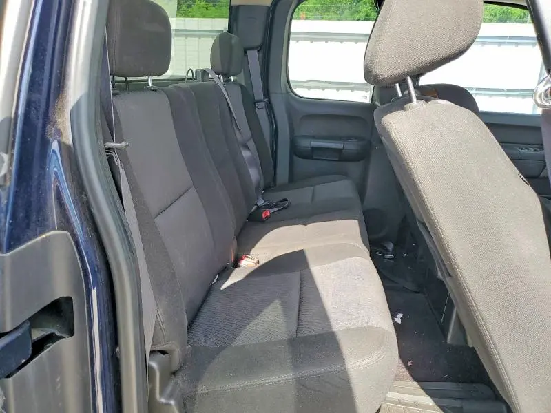 2011 CHEVROLET SILVERADO K1500 LT  