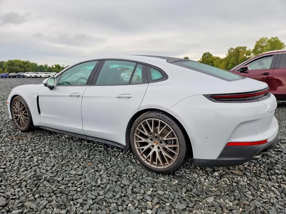 2024 PORSCHE PANAMERA BASE  