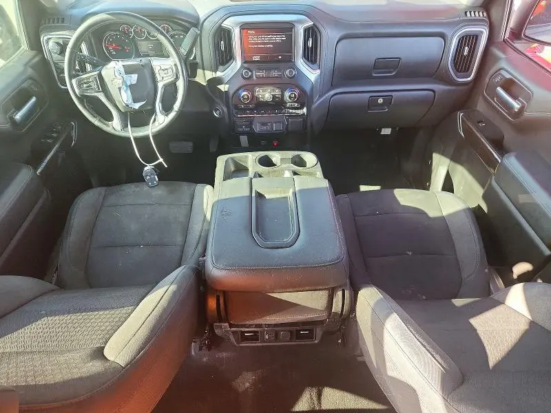 2019 CHEVROLET SILVERADO C1500 LT  
