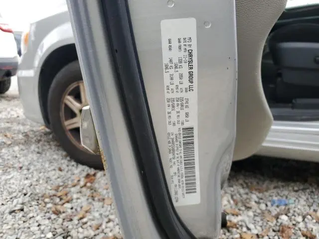 2011 CHRYSLER TOWN & COUNTRY TOURING  