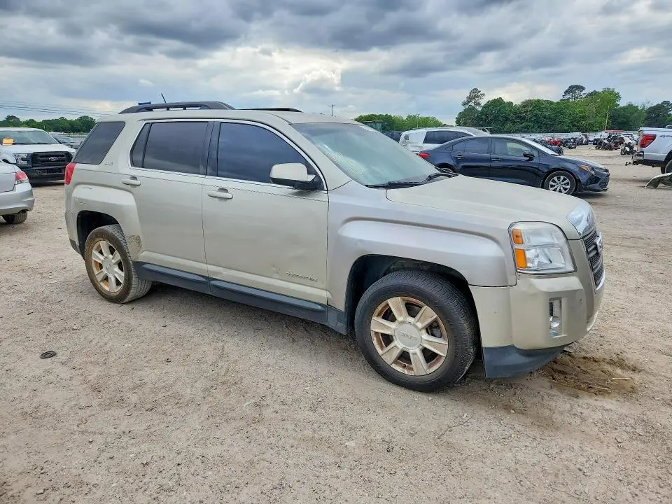 2013 GMC TERRAIN SLE  