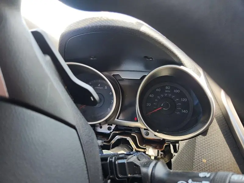 2012 HYUNDAI VELOSTER BASE  