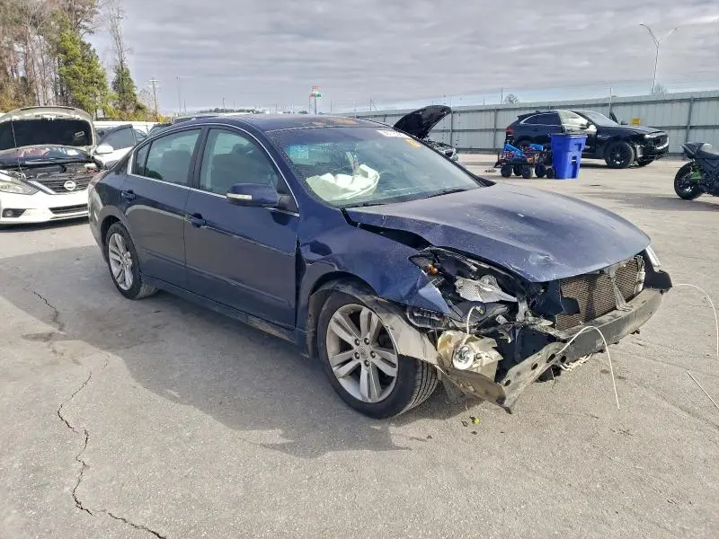 2012 NISSAN ALTIMA SR  