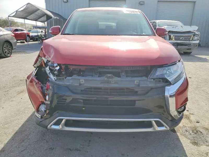 2019 MITSUBISHI OUTLANDER SE  