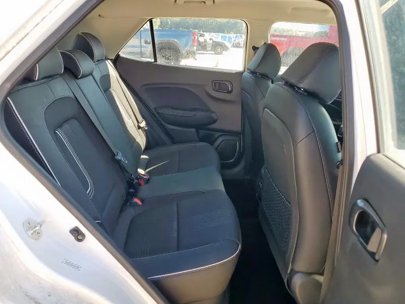 2024 HYUNDAI VENUE SEL  