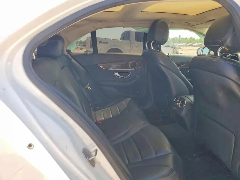2017 MERCEDES-BENZ C 300  