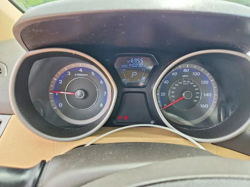 2013 HYUNDAI ELANTRA GLS  