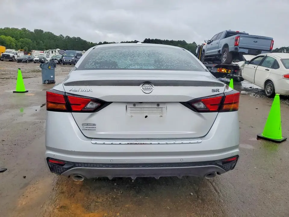 2020 NISSAN ALTIMA SR  