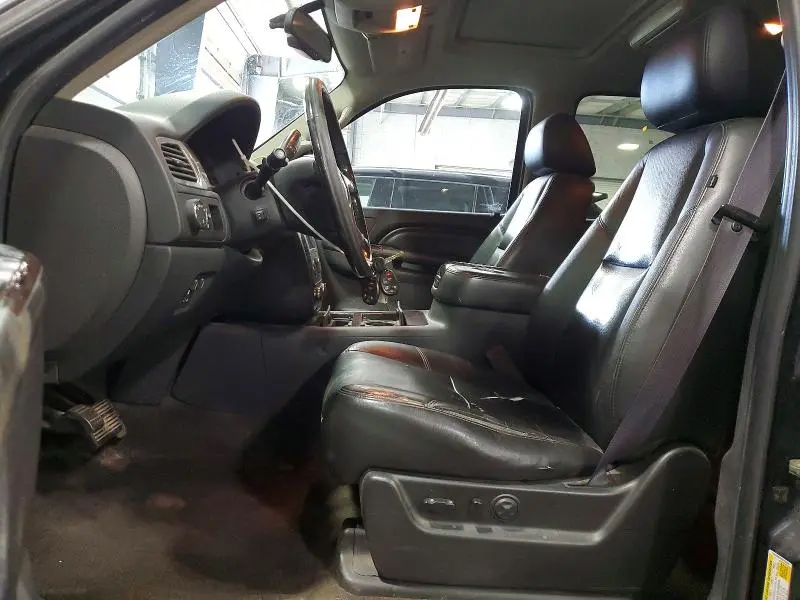 2011 GMC YUKON XL DENALI  