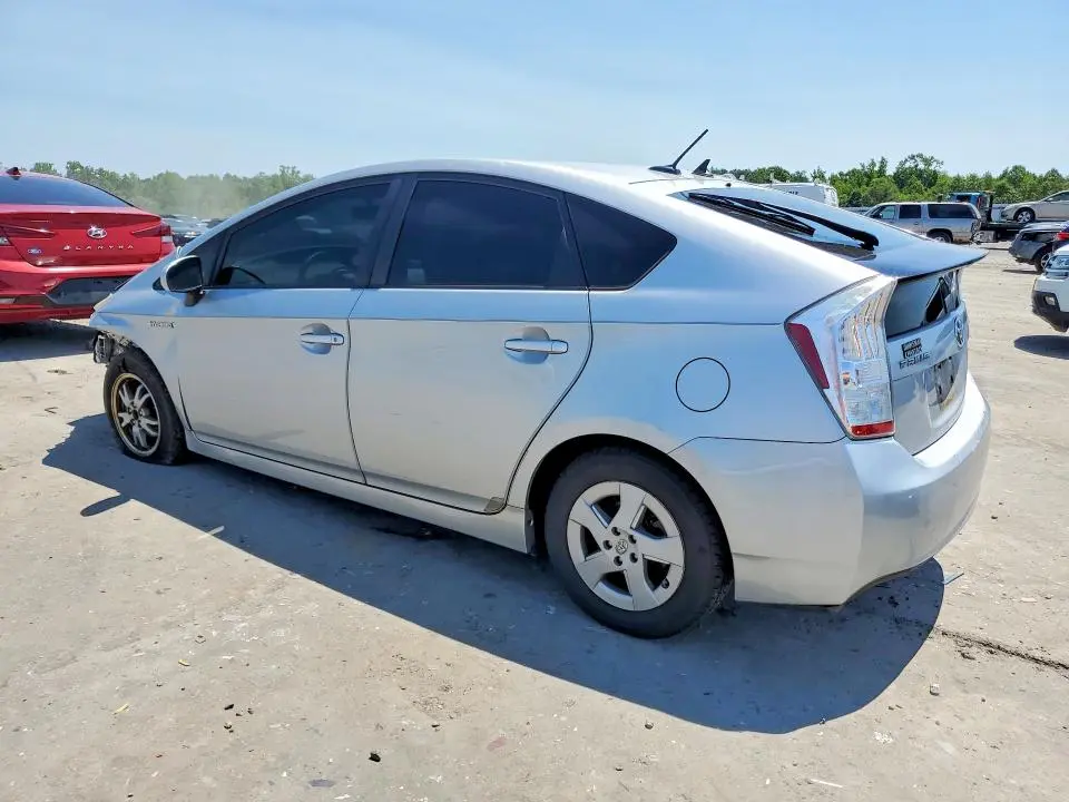 2010 TOYOTA PRIUS II  