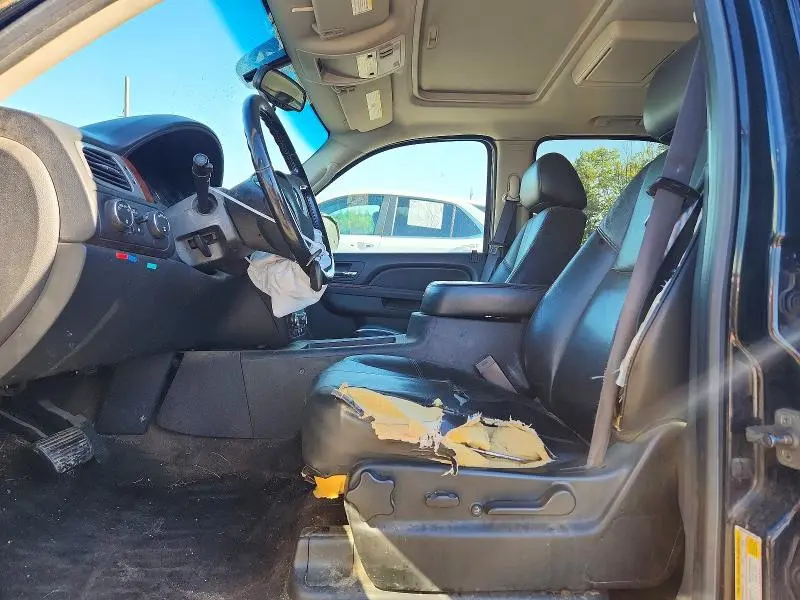 2011 CHEVROLET TAHOE K1500 LT  