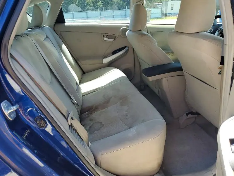 2010 TOYOTA PRIUS III  