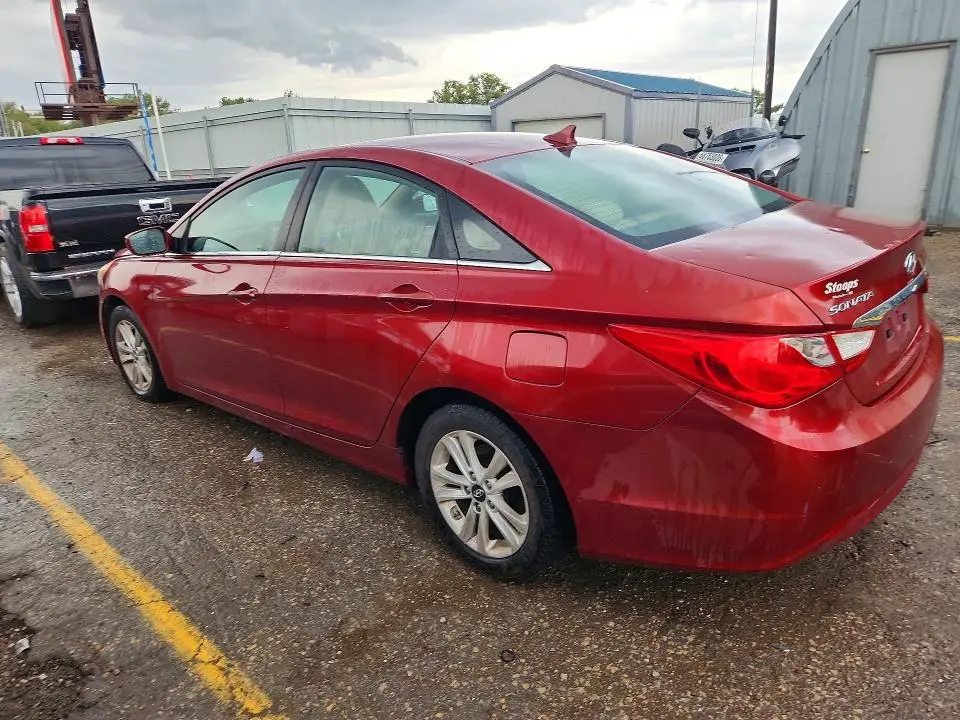 2011 HYUNDAI SONATA GLS  