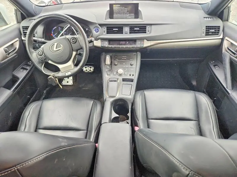 2015 LEXUS CT 200  