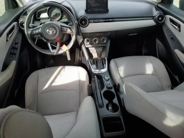 2020 TOYOTA YARIS L  
