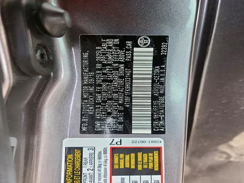 2017 TOYOTA CAMRY SE  