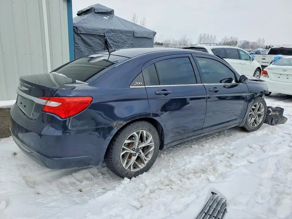 2012 CHRYSLER 200 LX  