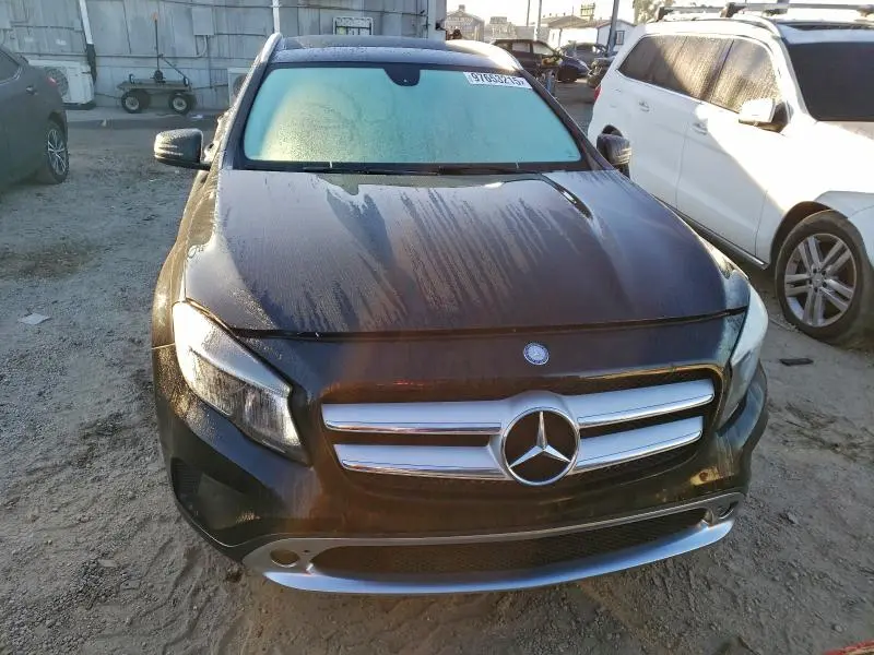 2015 MERCEDES-BENZ GLA 250  