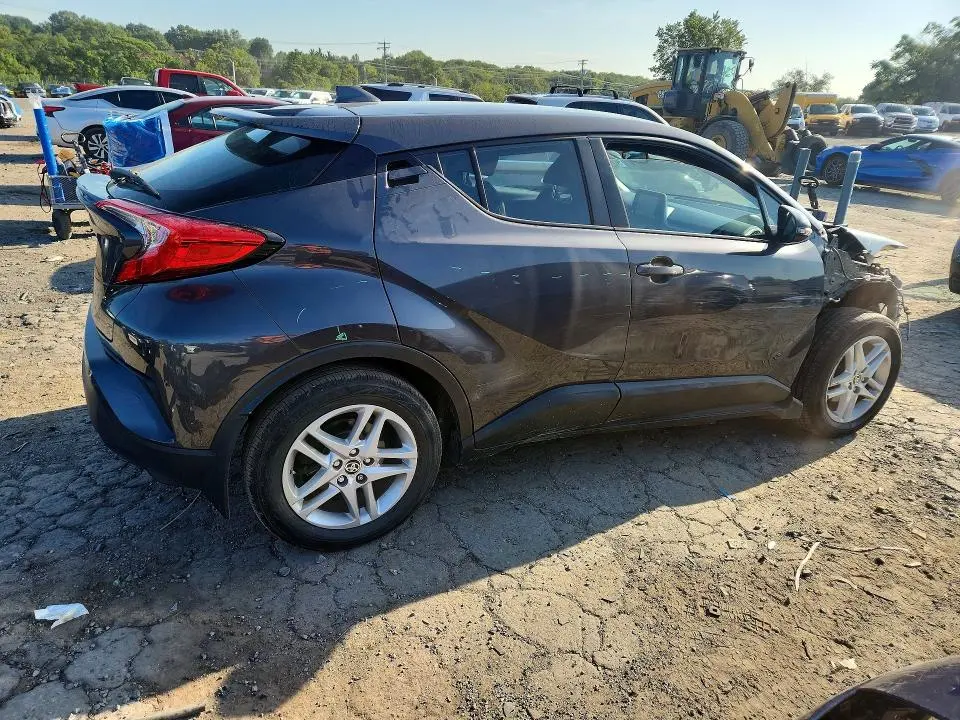 2021 TOYOTA C-HR LE  