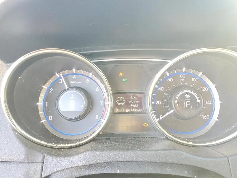 2012 HYUNDAI SONATA SE  