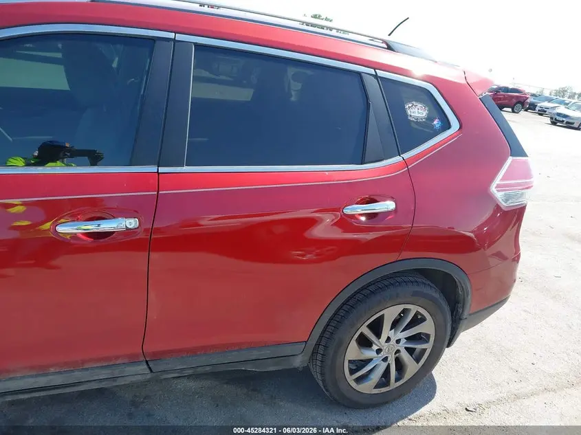 2015 NISSAN ROGUE SL