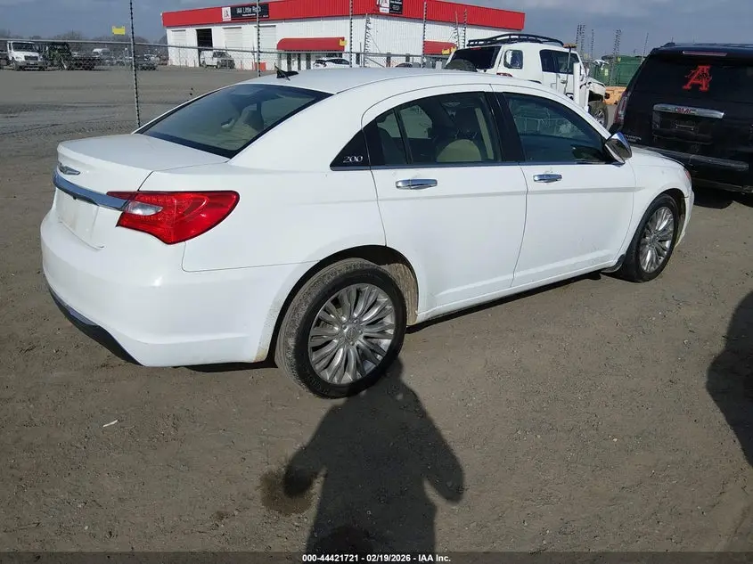 2013 CHRYSLER 200 LIMITED