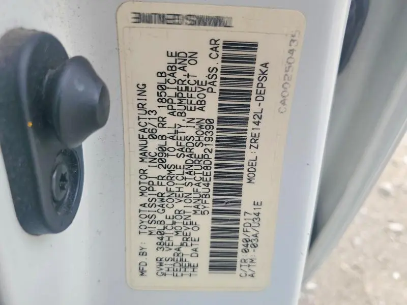 2013 TOYOTA COROLLA S  