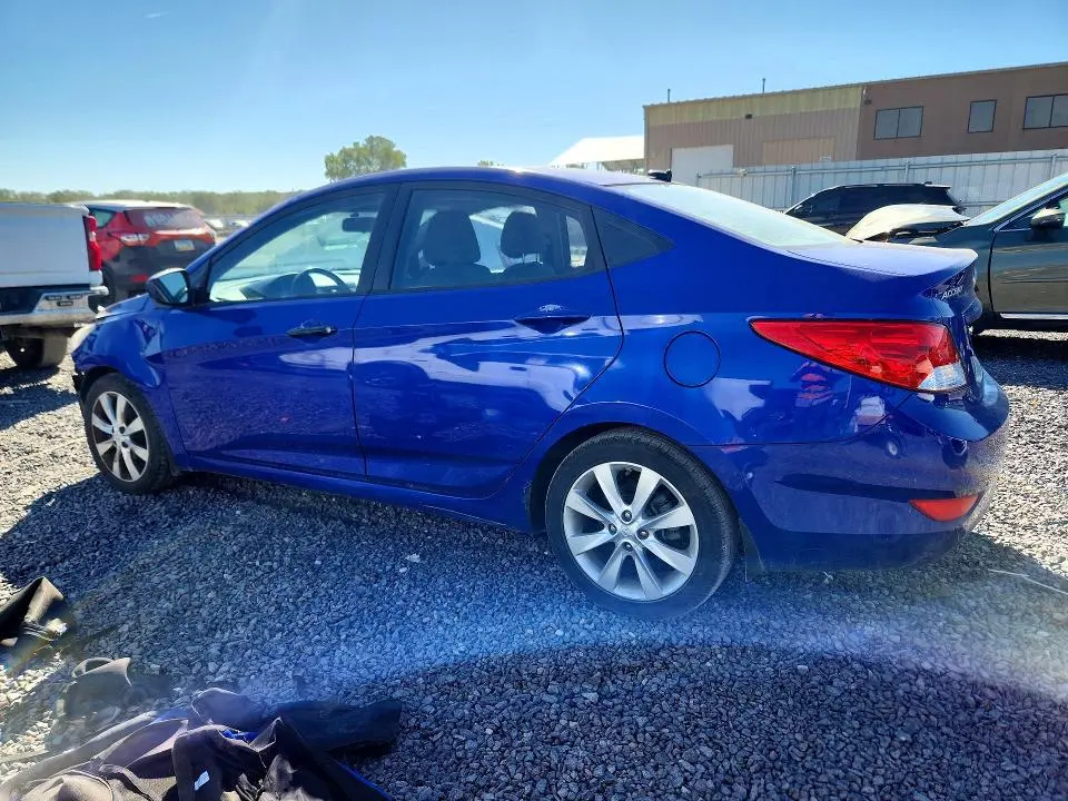 2012 HYUNDAI ACCENT GLS  