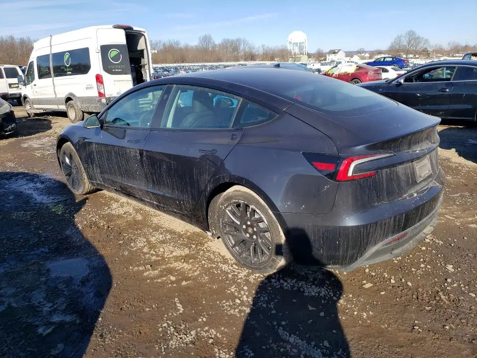 2026 TESLA MODEL 3   