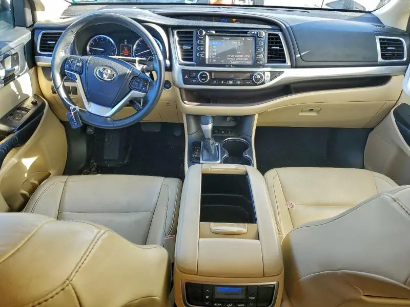 2014 TOYOTA HIGHLANDER XLE  