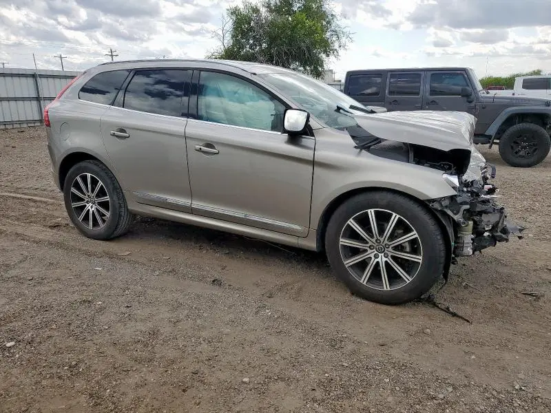 2016 VOLVO XC60 T5 PLATINUM  