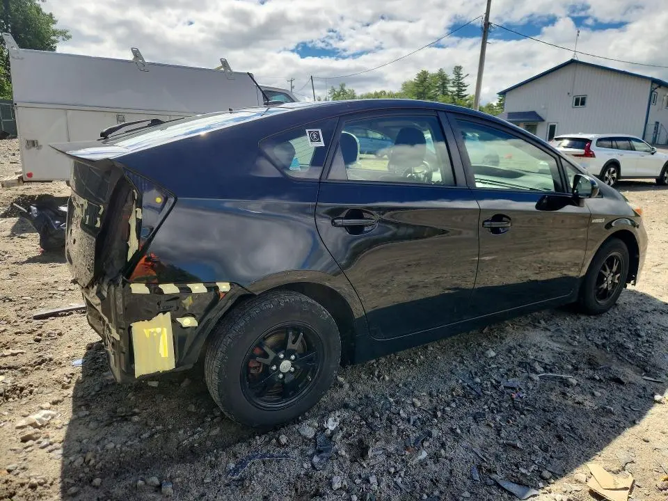 2015 TOYOTA PRIUS FOUR  