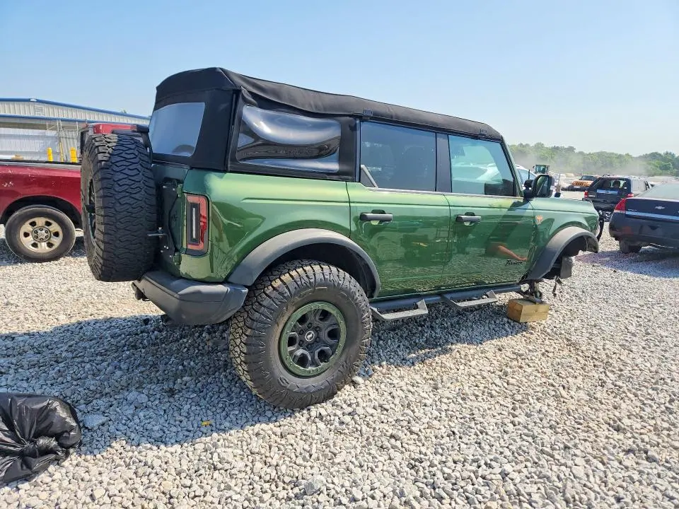 2023 FORD BRONCO BASE  