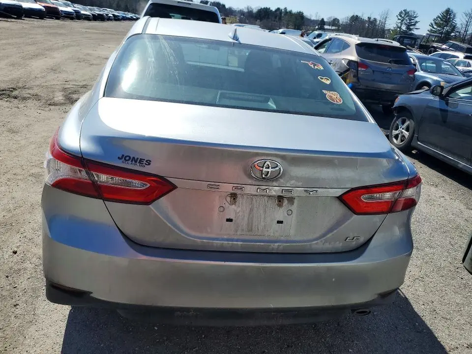 2020 TOYOTA CAMRY LE  