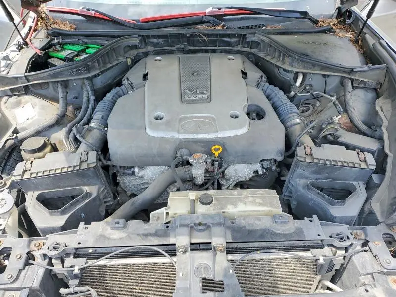 2011 INFINITI M37 X  