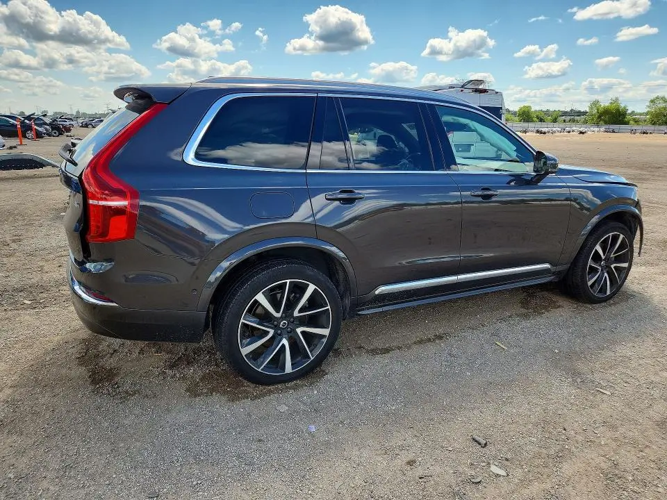 2023 VOLVO XC90 PLUS  