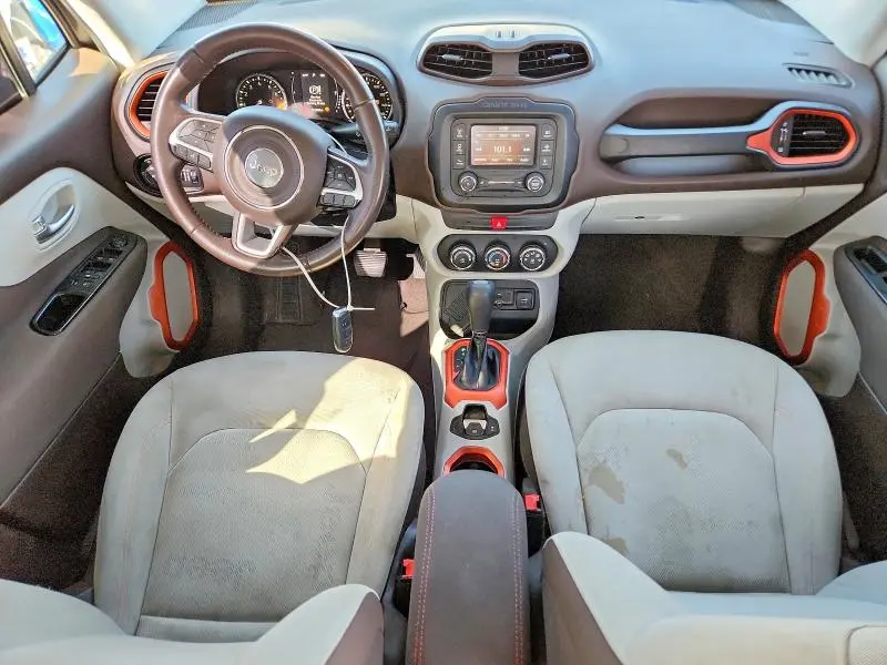 2017 JEEP RENEGADE LATITUDE  