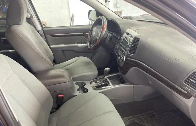 2011 HYUNDAI SANTA FE GLS  