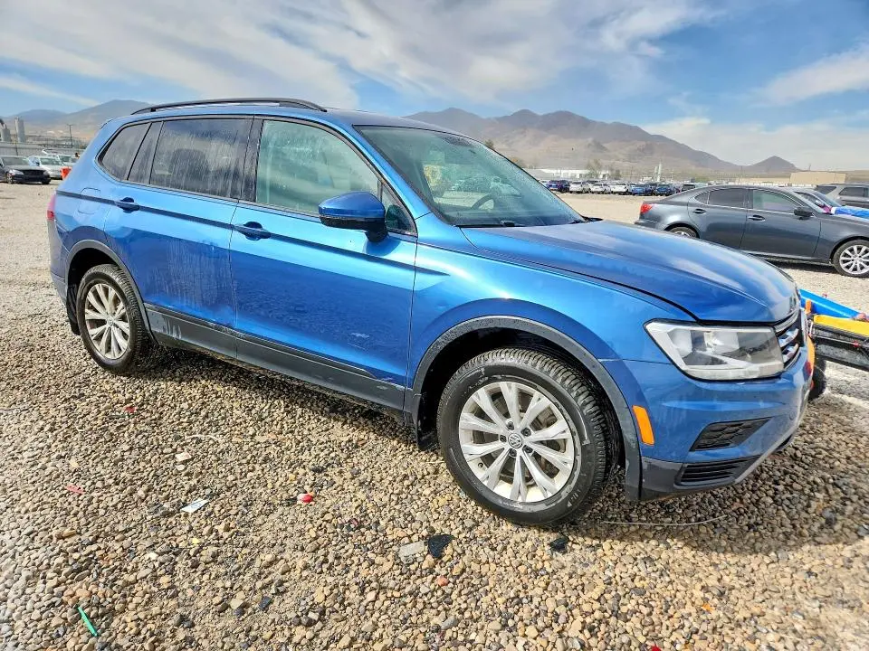 2018 VOLKSWAGEN TIGUAN S  