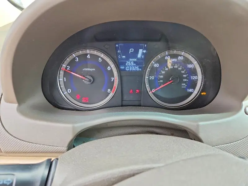 2014 HYUNDAI ACCENT GLS  