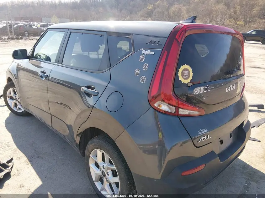 2022 KIA SOUL LX
