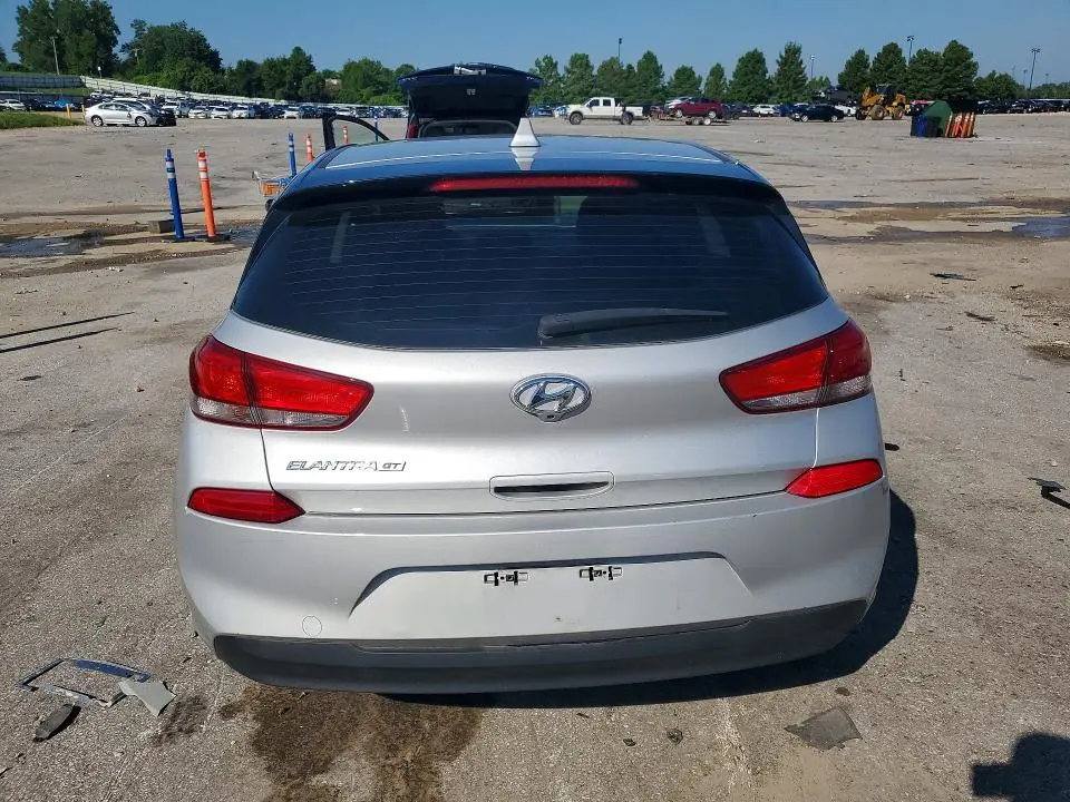 2018 HYUNDAI ELANTRA GT BASE  